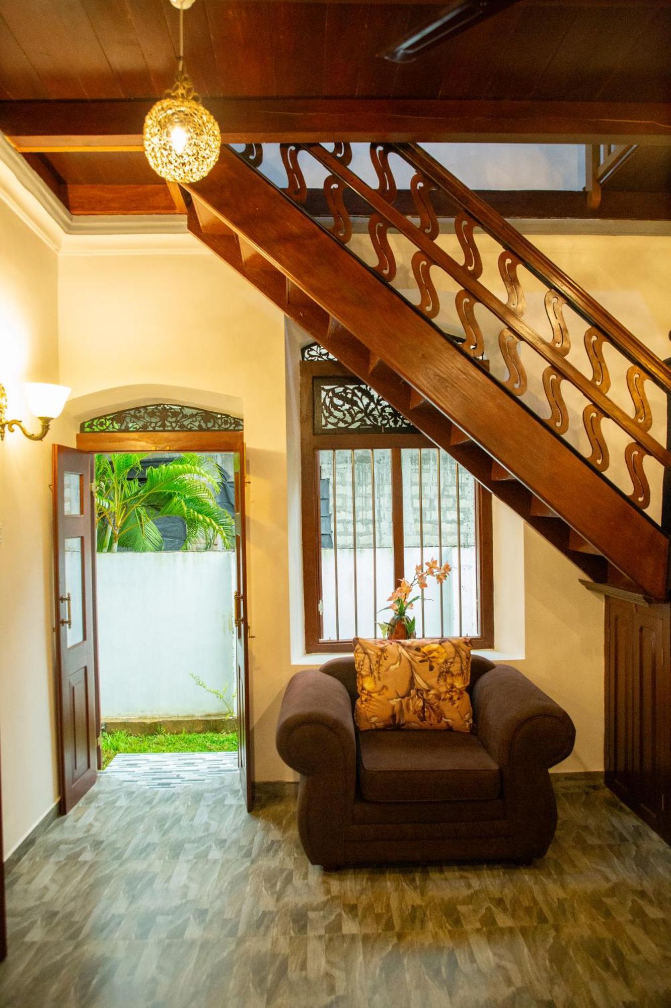 Ranagiri Relaxing Bungalow Бентота Екстериор снимка