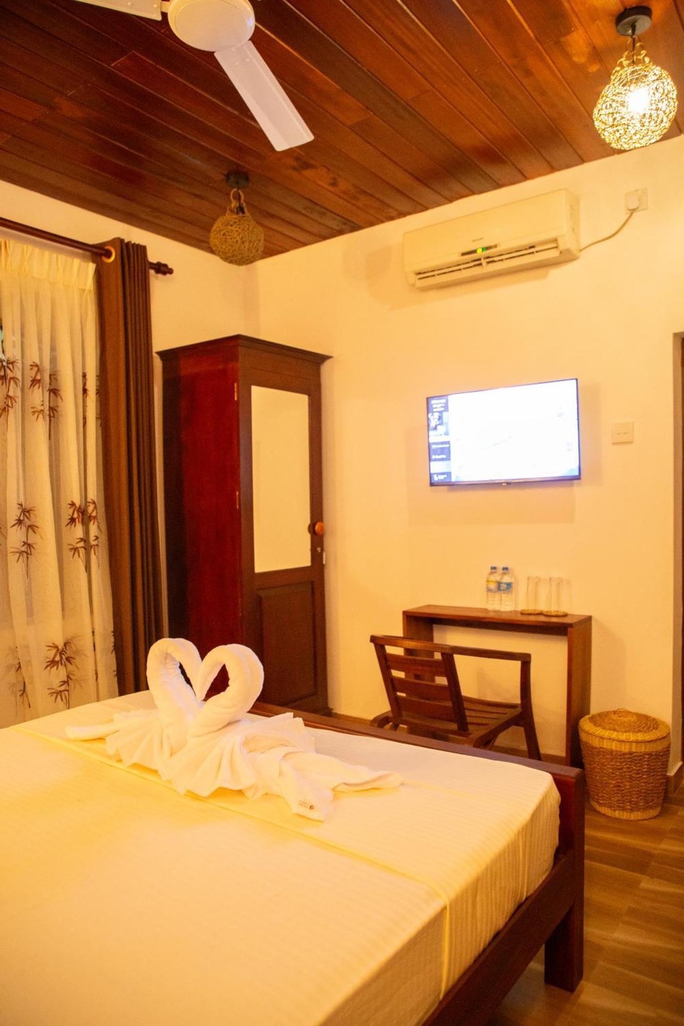 Ranagiri Relaxing Bungalow Бентота Екстериор снимка